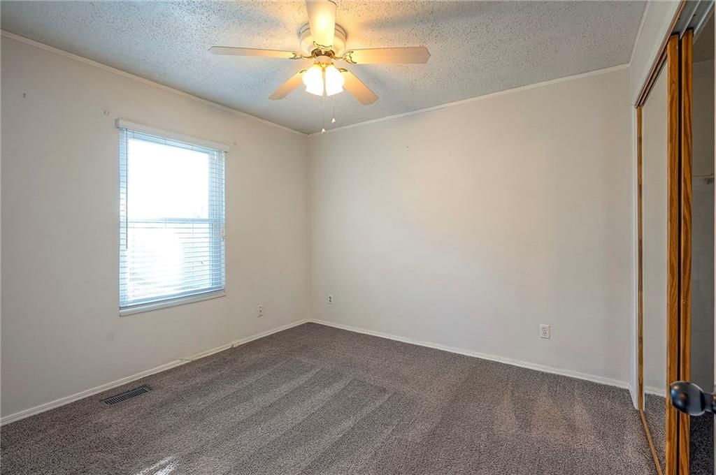701 N ROGERS Street — photo 23