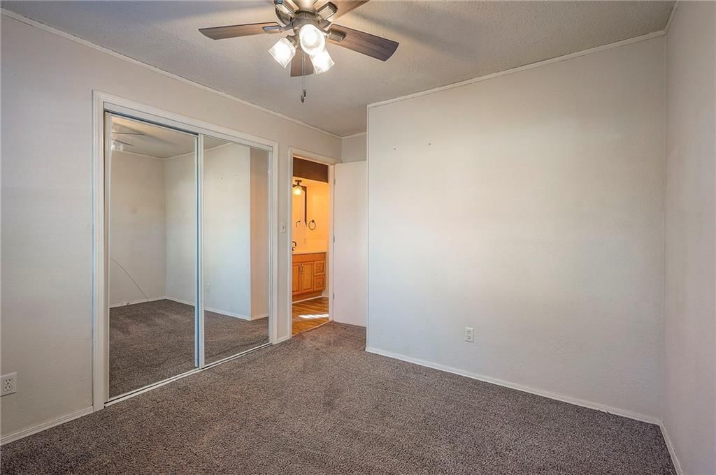 701 N ROGERS Street — photo 25