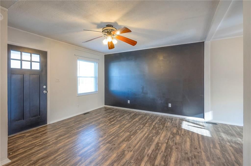 701 N ROGERS Street — photo 6
