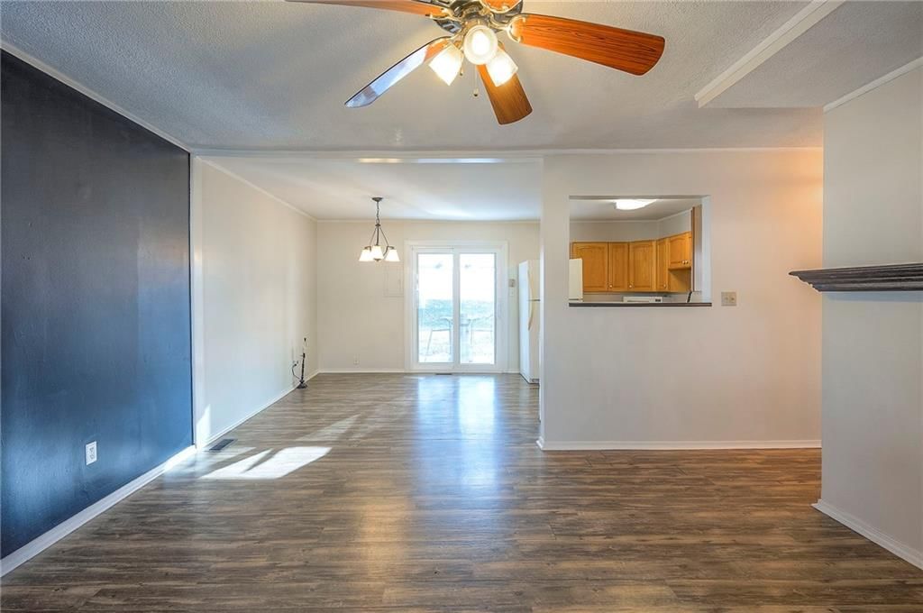 701 N ROGERS Street — photo 8
