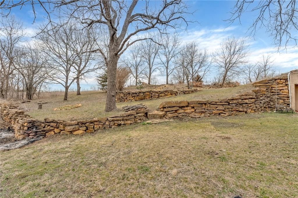1613 E 400 Road — photo 13