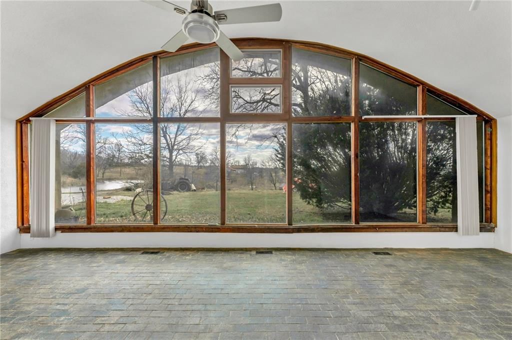 1613 E 400 Road — photo 18