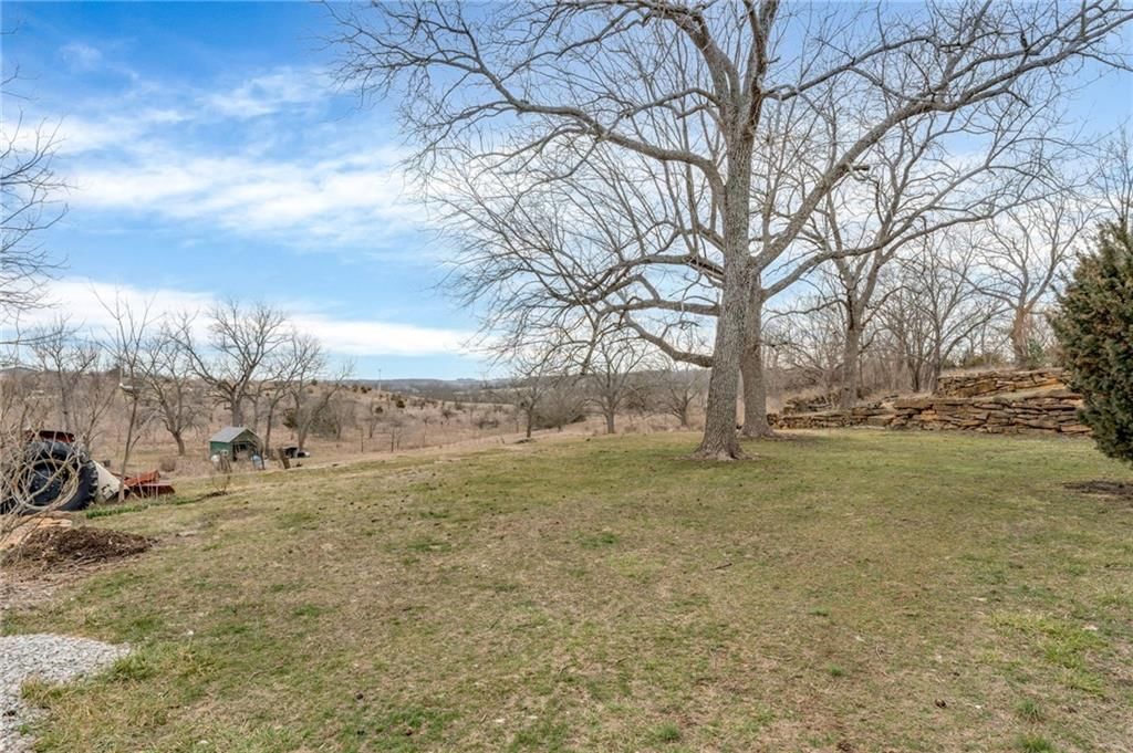 1613 E 400 Road — photo 10