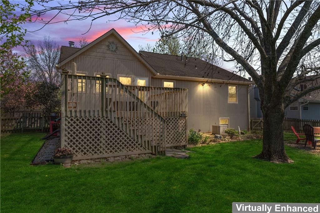 405 Sandra Lane — photo 30