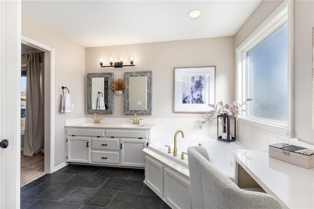 409 Meadowbrook Drive — photo 19