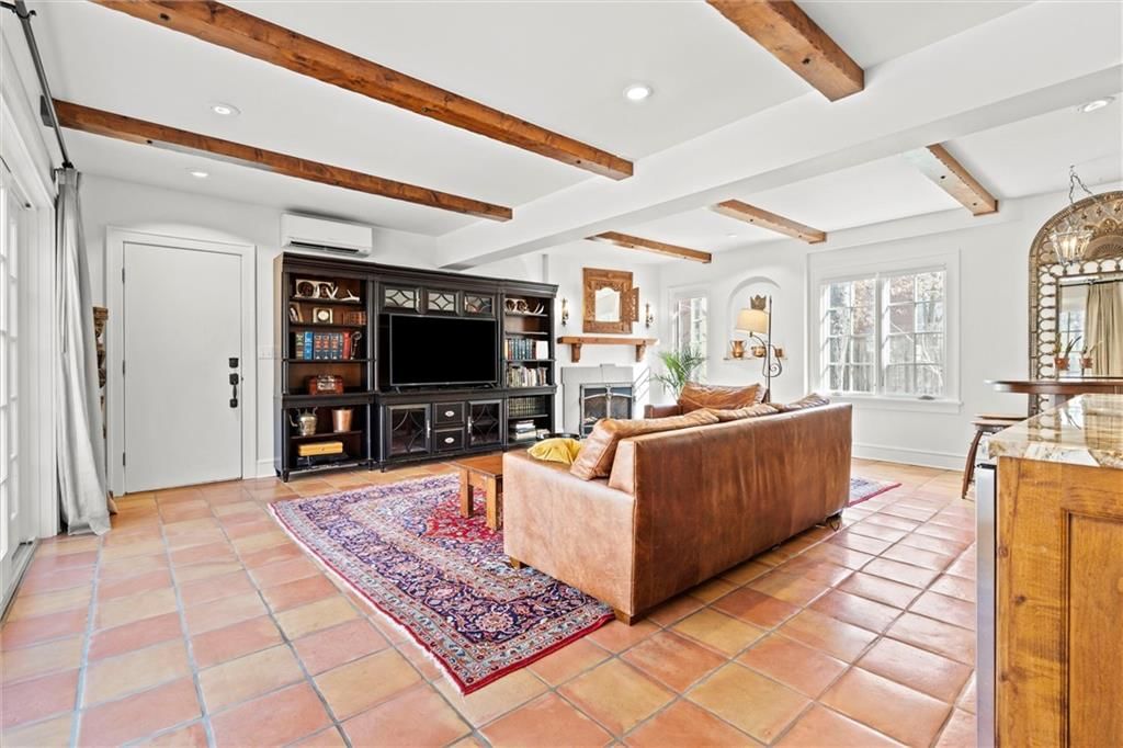 414 W Meyer Boulevard — photo 14
