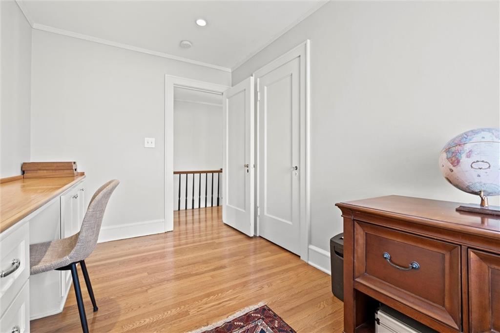 414 W Meyer Boulevard — photo 45