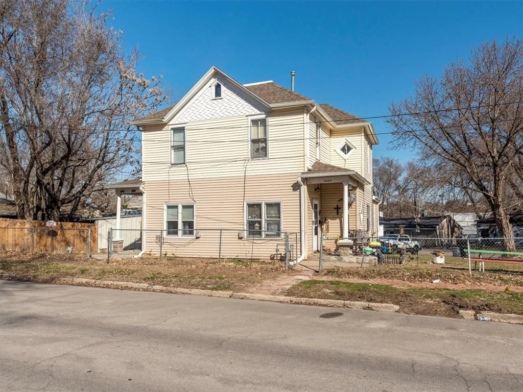 1505 N 3rd Street — photo 28
