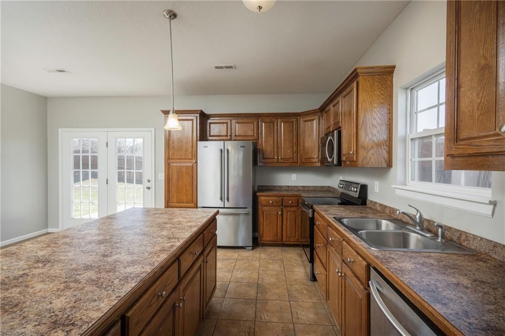 1222 Cypress Court — photo 14