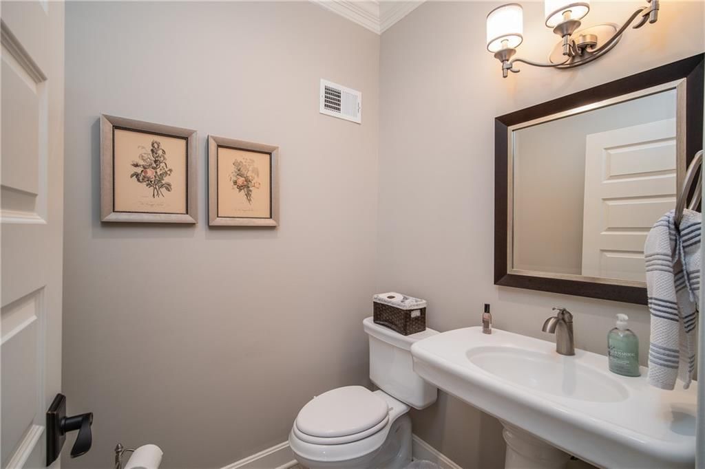 120 Sylvan Street — photo 27