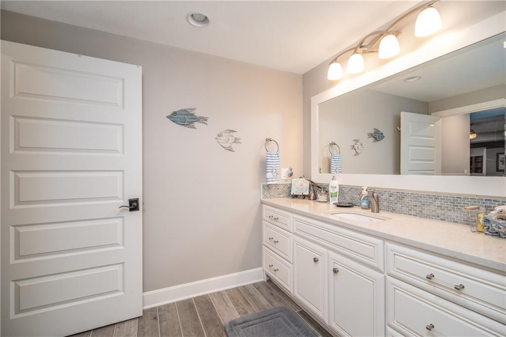 120 Sylvan Street — photo 35