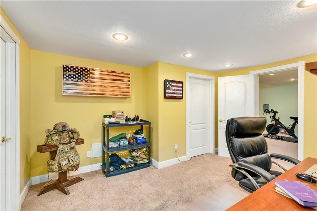 805 Merion Street — photo 34