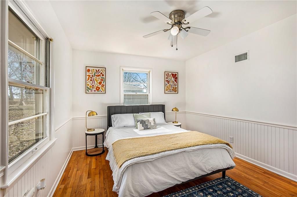 11815 Oakley Avenue — photo 13