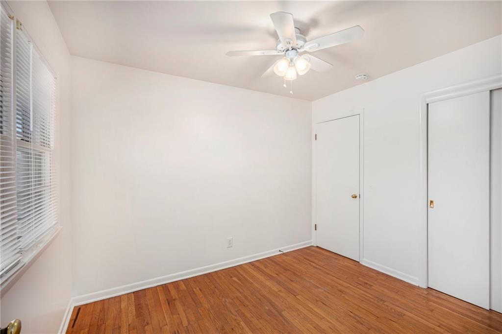11815 Oakley Avenue — photo 18