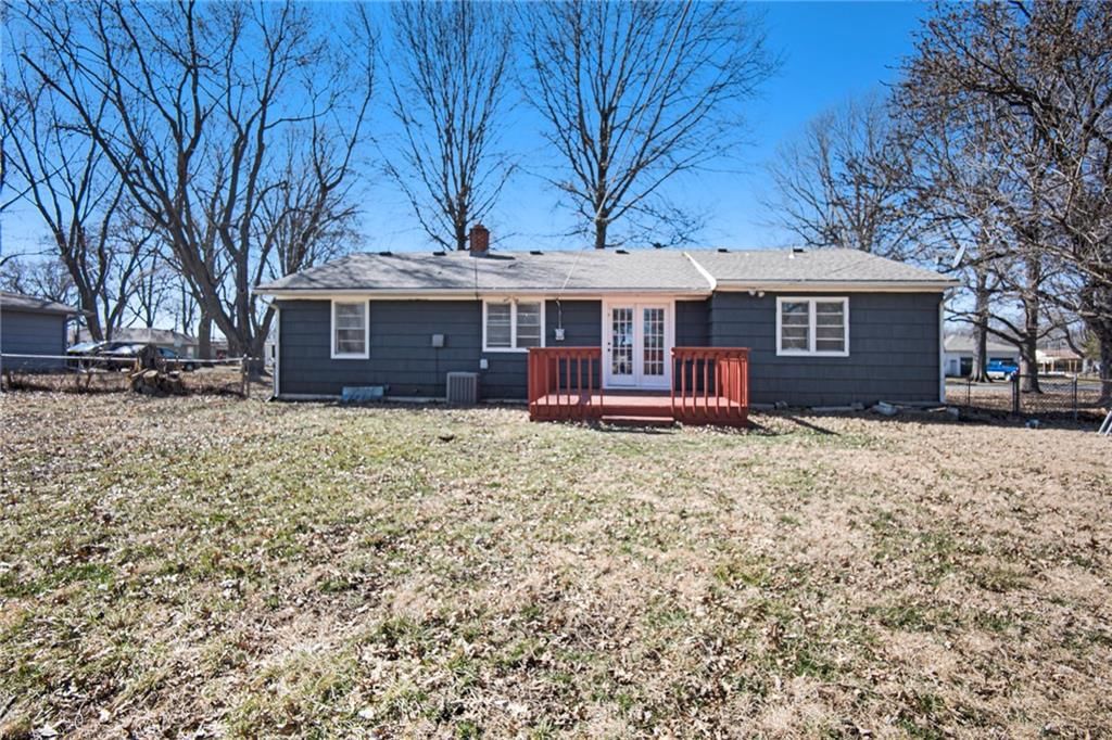 11815 Oakley Avenue — photo 25