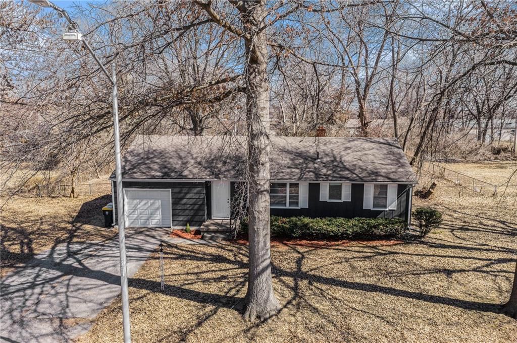 11815 Oakley Avenue — photo 30