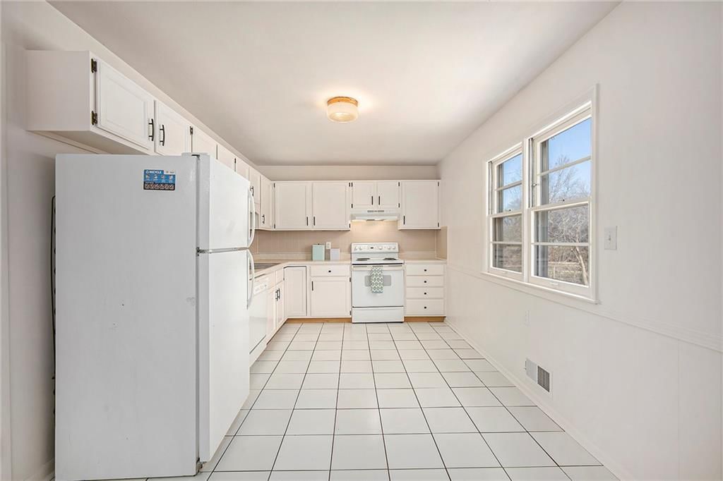 11815 Oakley Avenue — photo 8