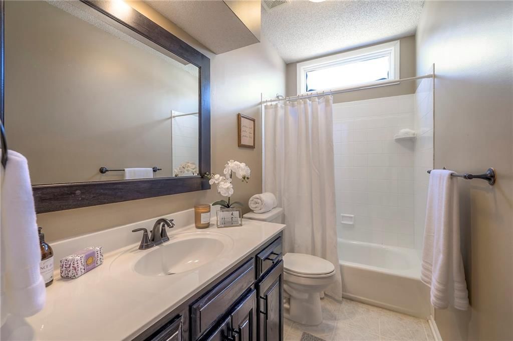 14204 W 124th Street — photo 28