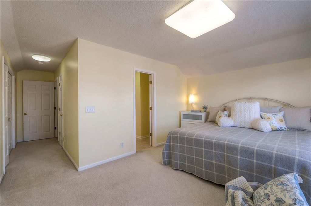 14204 W 124th Street — photo 33