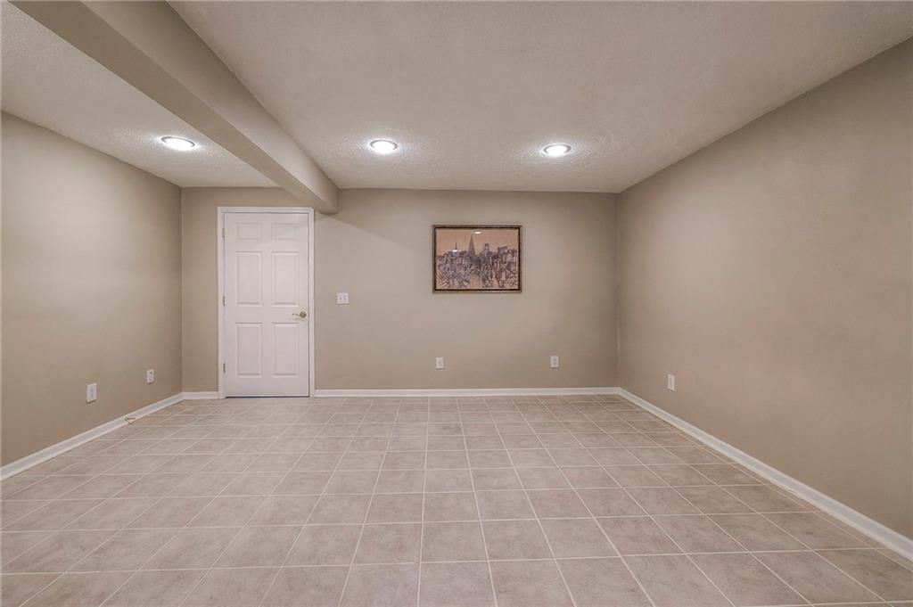 14204 W 124th Street — photo 38