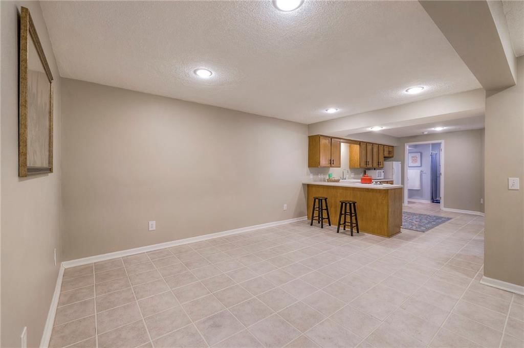 14204 W 124th Street — photo 39