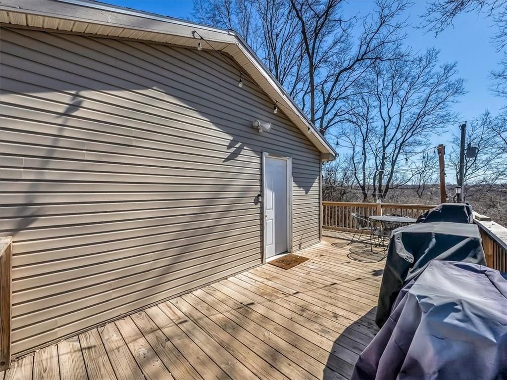 405 E 164th Terrace — photo 23