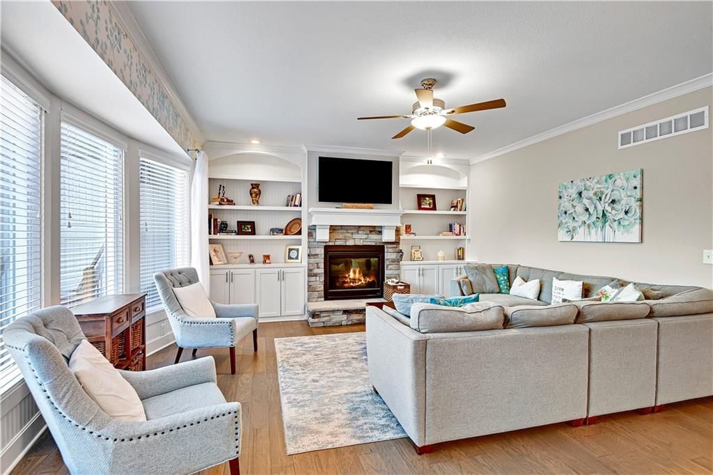 10722 S Race Street — photo 12