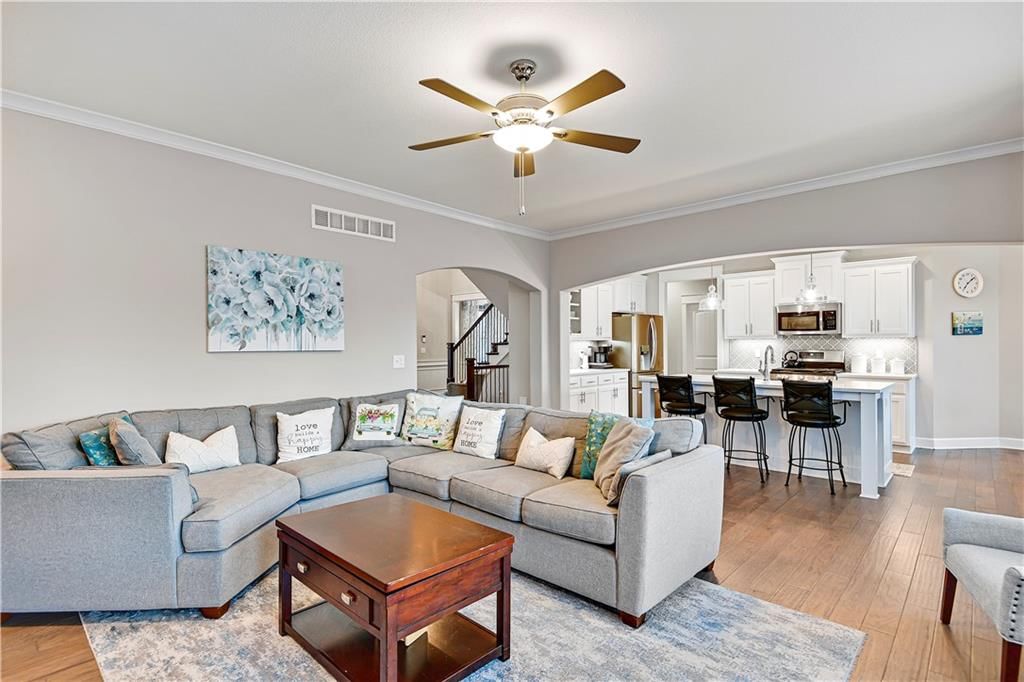 10722 S Race Street — photo 13