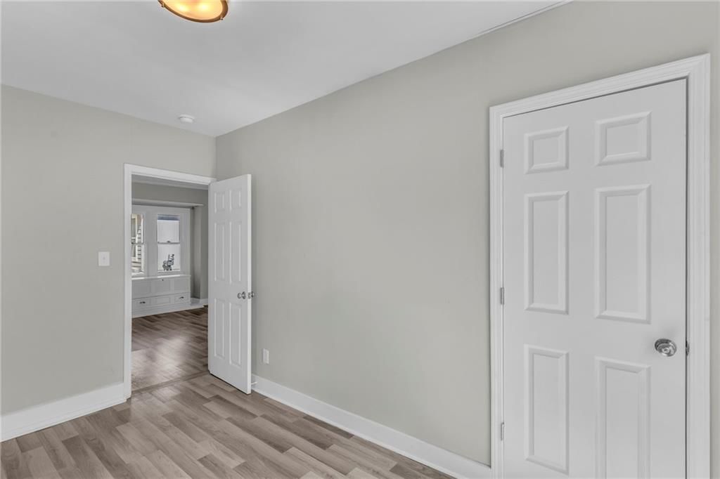 1047 S Locust Street — photo 18