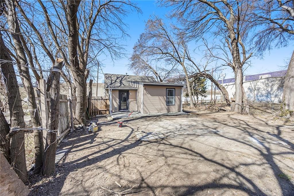 1825 Askew Avenue — photo 13