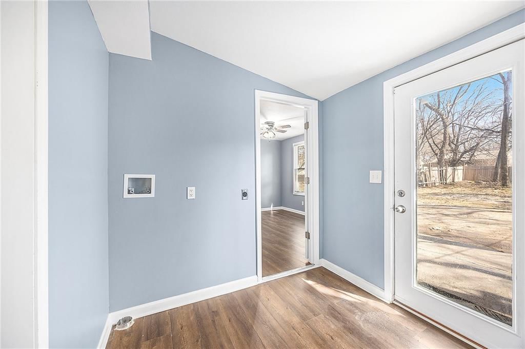 1825 Askew Avenue — photo 6