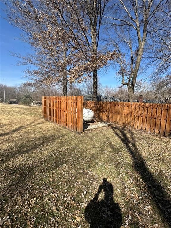 1110 E State Route V v Highway — photo 36