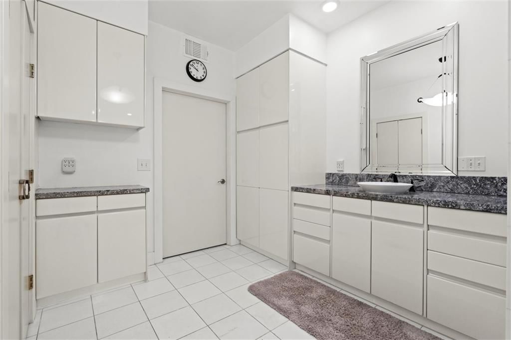 709 NW Cedar Creek Lane — photo 33