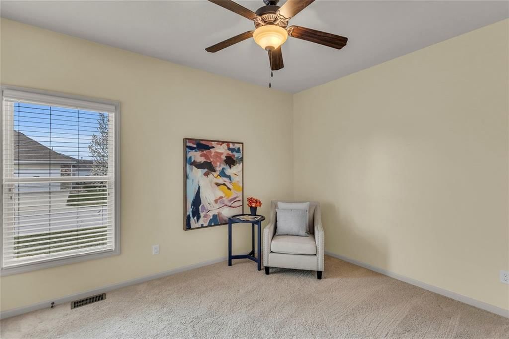 4631 SW Olympia Place — photo 9