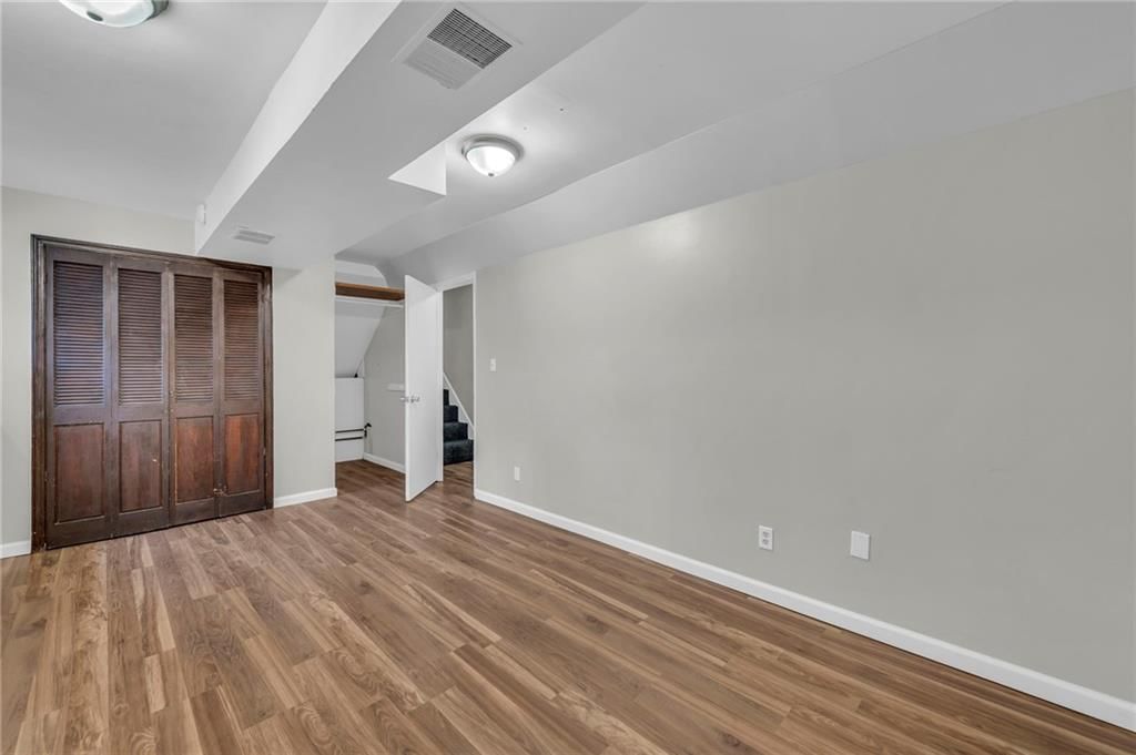 2028 Esterly Avenue — photo 16