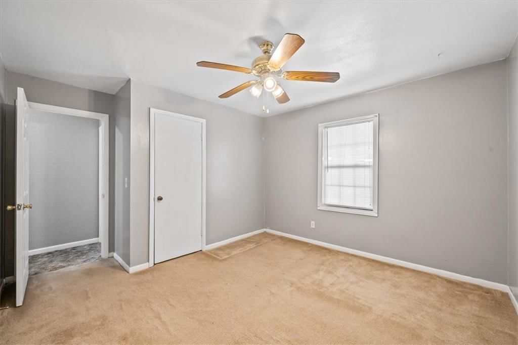 6023 E 12TH Terrace — photo 13