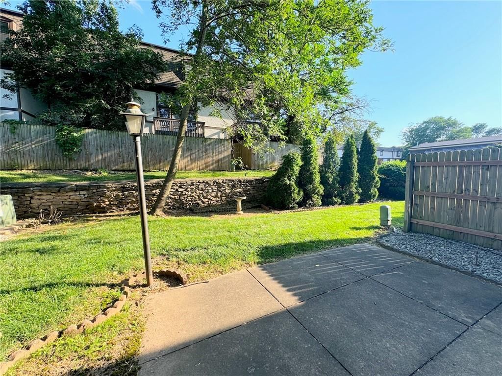 10229 Cedarbrooke Lane — photo 9