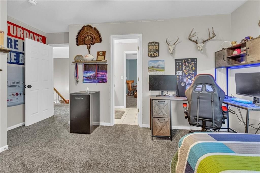 1104 Colony Drive — photo 31