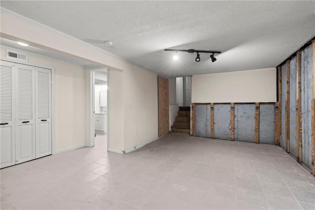 4922 N Potter Avenue — photo 26