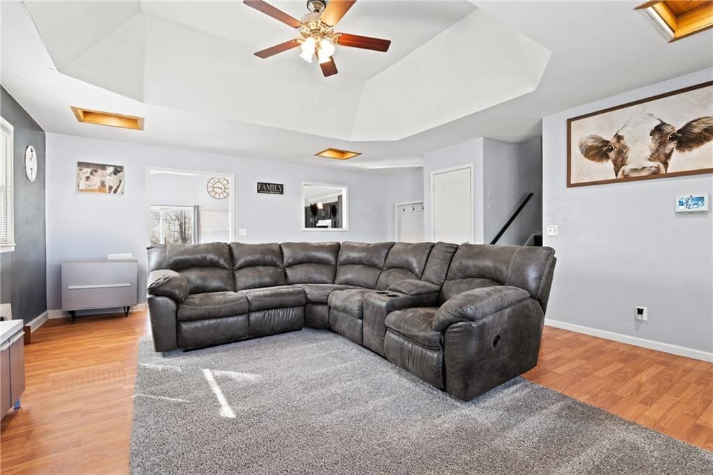 4922 N Potter Avenue — photo 6