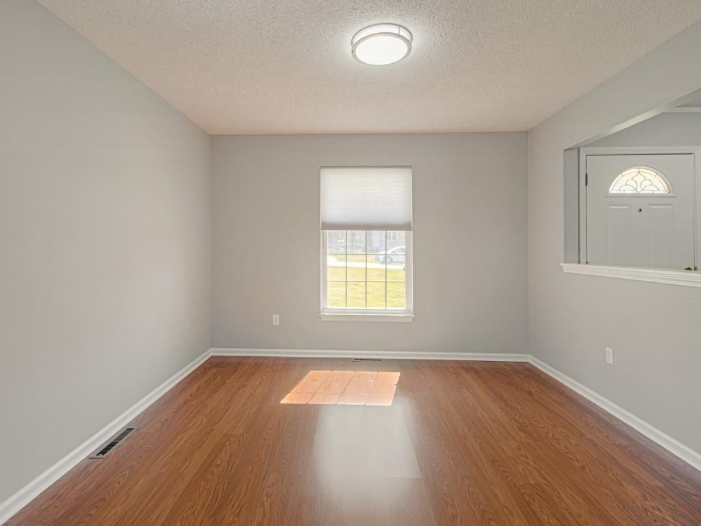 2601 NW London Drive — photo 11