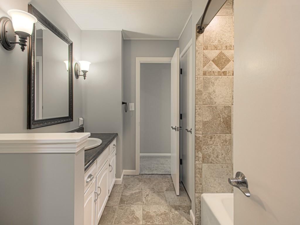 2601 NW London Drive — photo 16