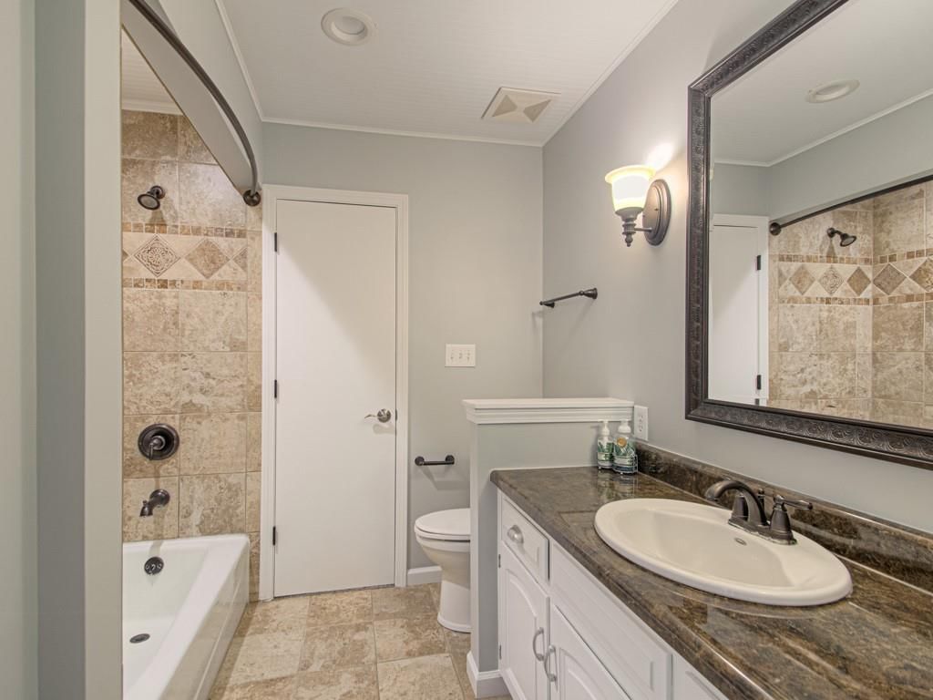 2601 NW London Drive — photo 17