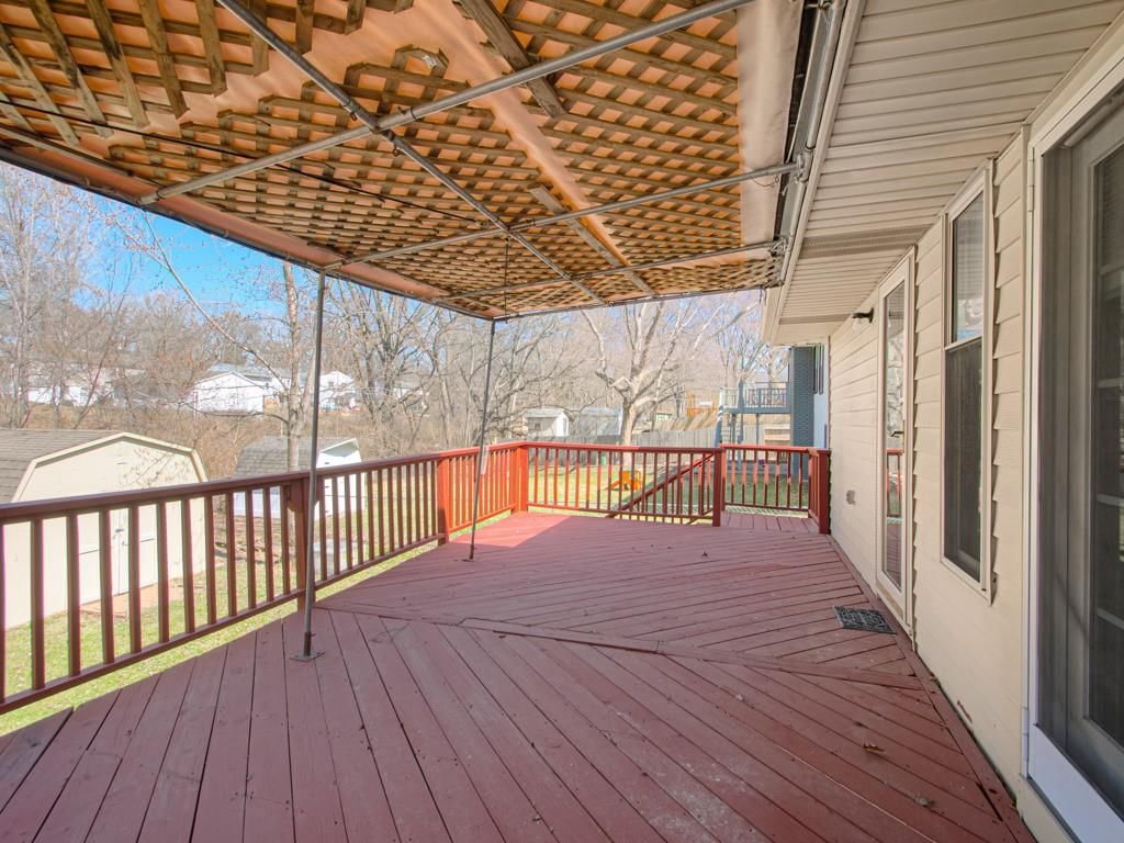 2601 NW London Drive — photo 30