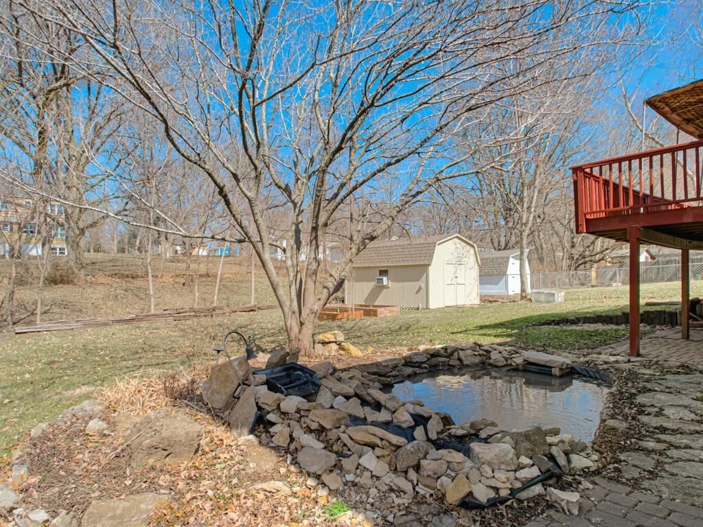 2601 NW London Drive — photo 33