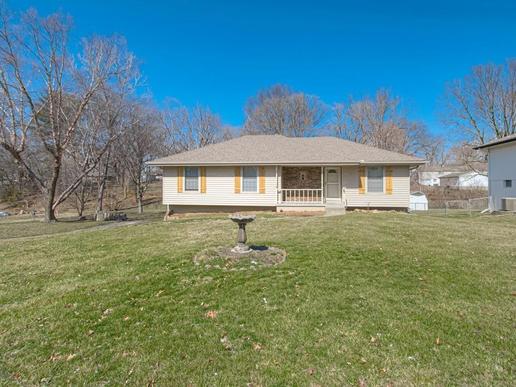 2601 NW London Drive — photo 39