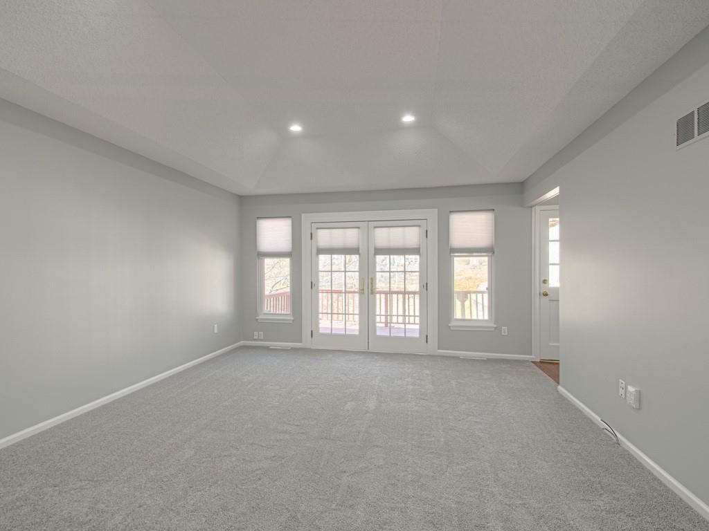 2601 NW London Drive — photo 5