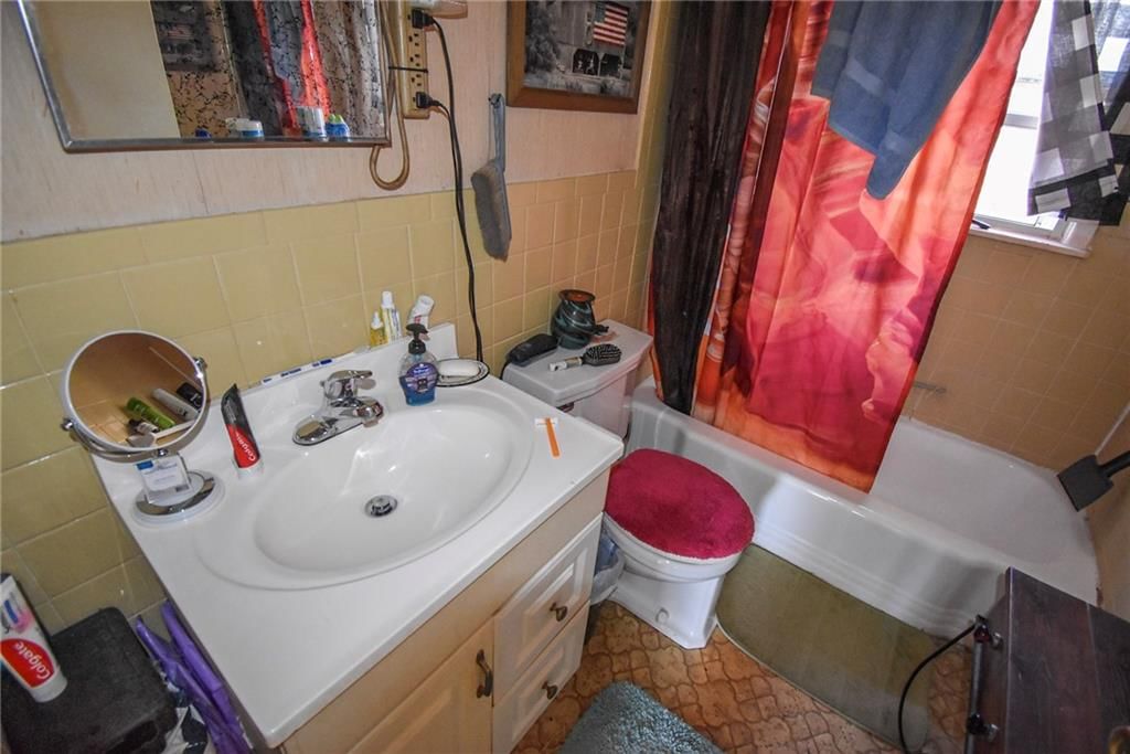11104 W 49th Terrace — photo 8