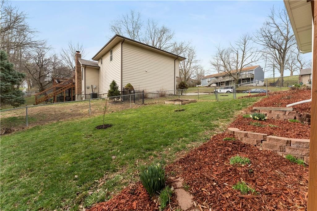 701 Cosby Street — photo 38