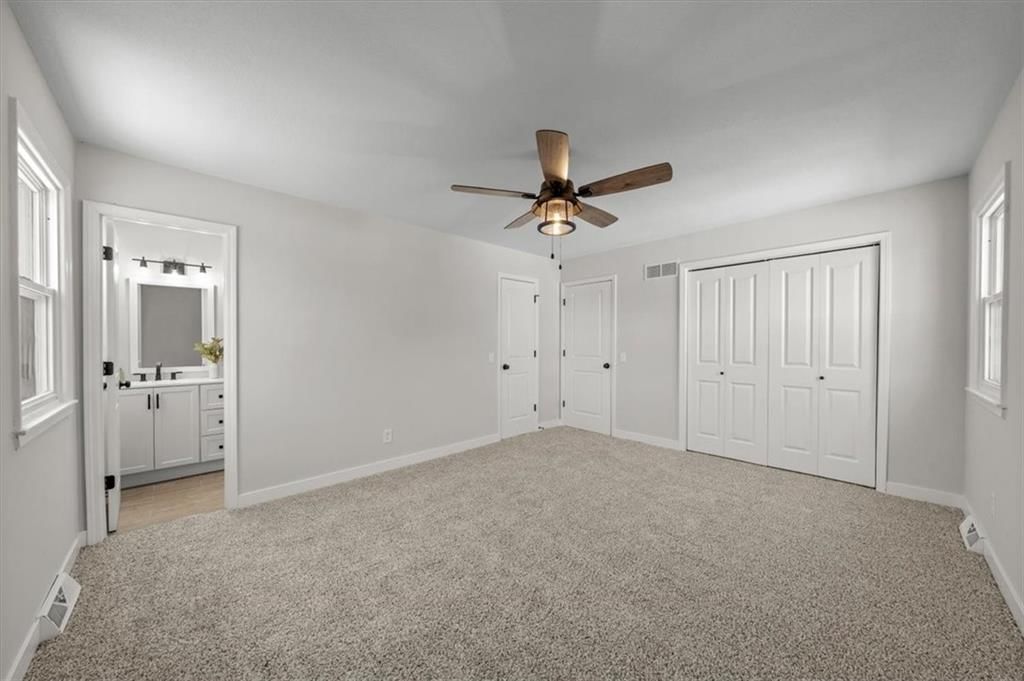 1124 N Walker Lane — photo 18